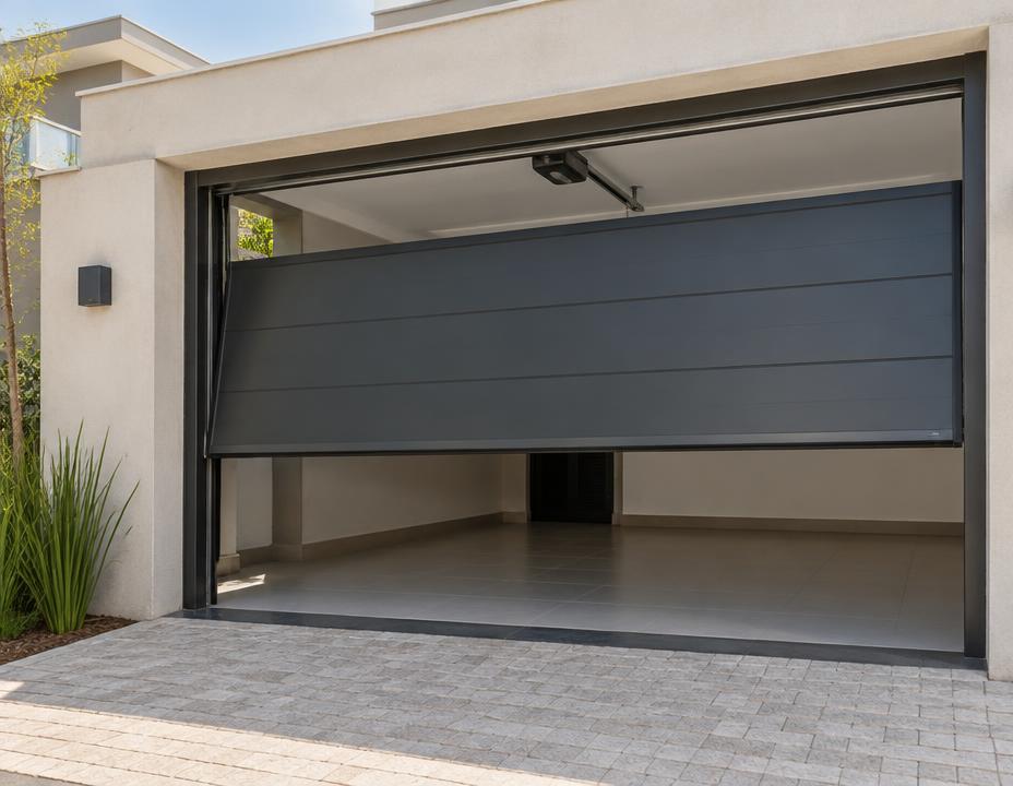 Portão automático de garagem residencial